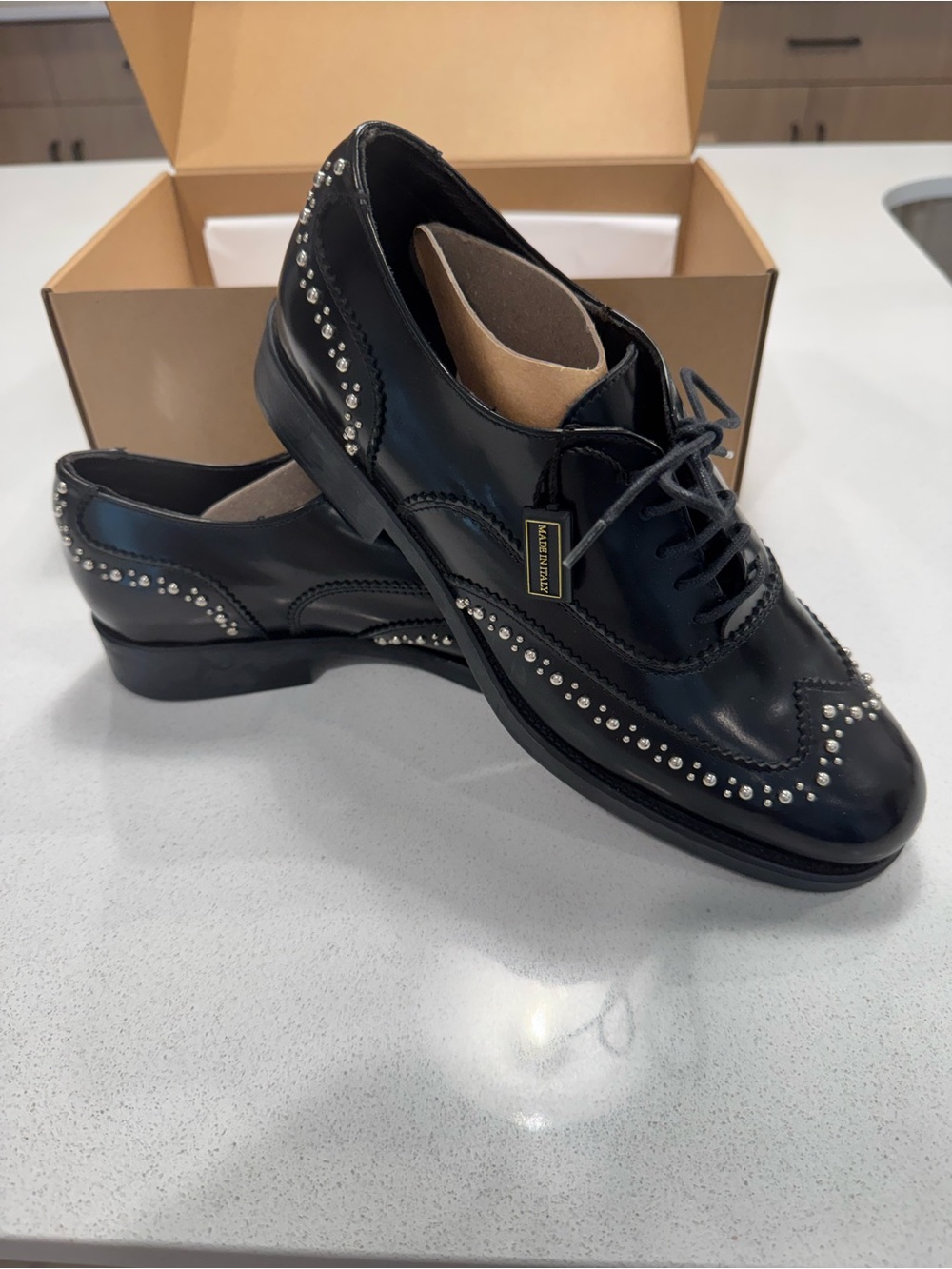 Men’s BoeMos Black Leather Dress Shoes- Italian Made- Size 8
